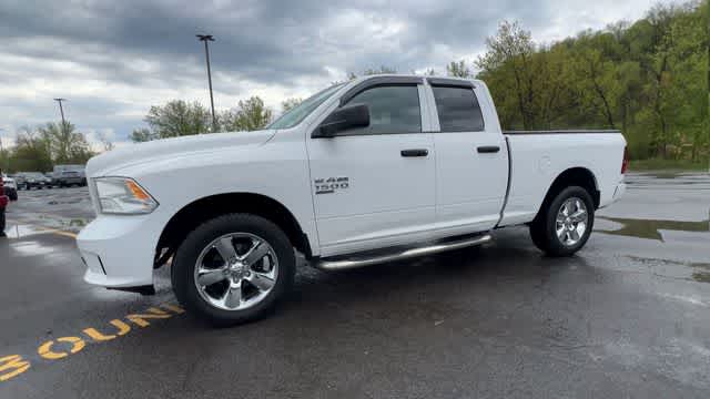 Thumbnail: 2019 RAM 1500 Classic - 4