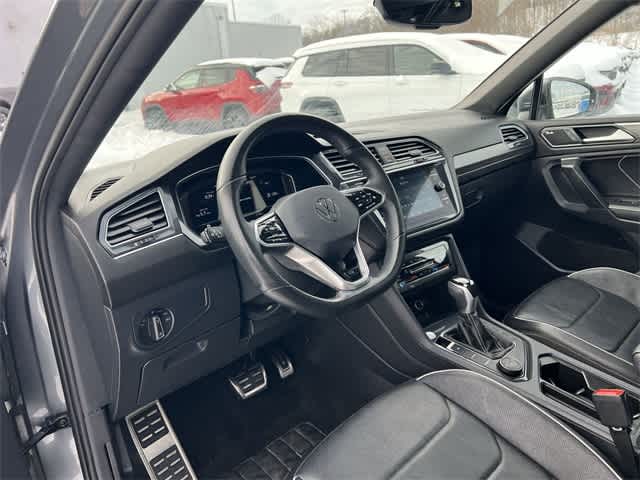 Thumbnail: 2022 Volkswagen Tiguan - 10