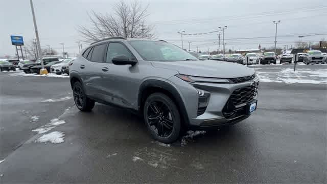 Thumbnail: 2024 Chevrolet Trax - 2