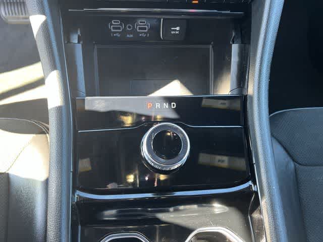 Thumbnail: 2023 Jeep Grand Cherokee - 22