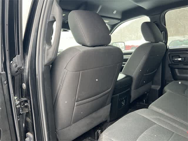 Thumbnail: 2022 RAM 1500 Classic - 16