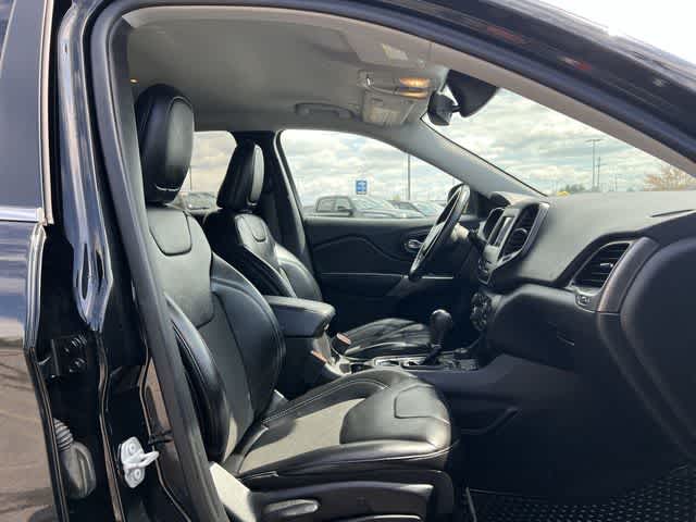 Thumbnail: 2019 Jeep Cherokee - 19