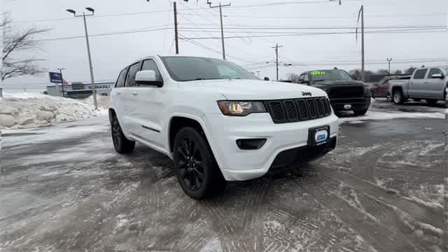 Thumbnail: 2019 Jeep Grand Cherokee - 2