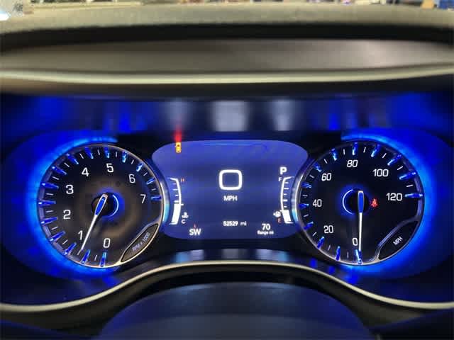 Thumbnail: 2023 Chrysler Pacifica - 23