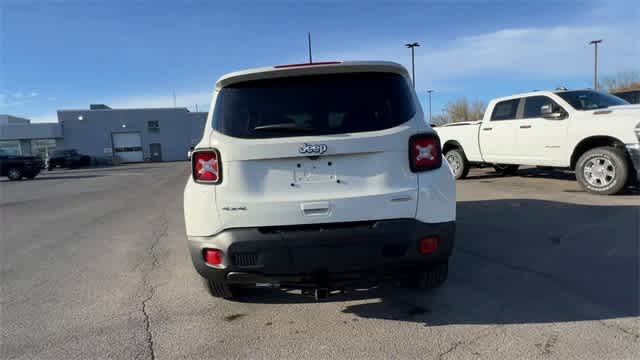 Thumbnail: 2019 Jeep Renegade - 7