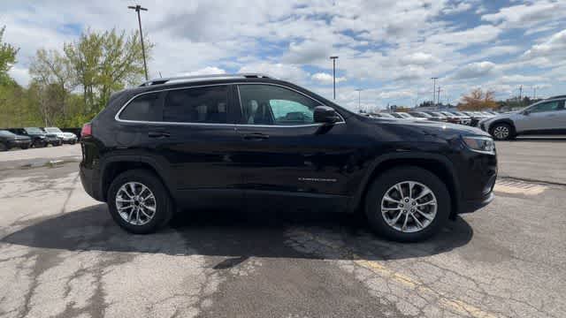Thumbnail: 2019 Jeep Cherokee - 9