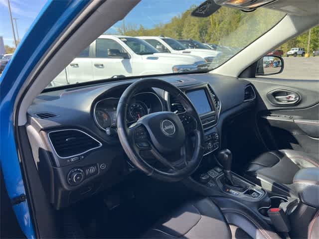 Thumbnail: 2019 Jeep Cherokee - 10