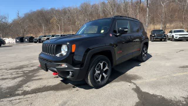 Thumbnail: 2022 Jeep Renegade - 4