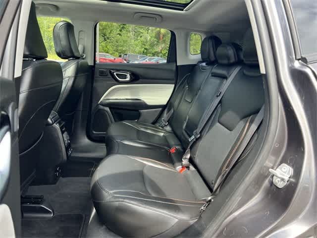 Thumbnail: 2022 Jeep Compass - 17