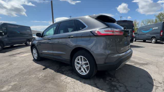 Thumbnail: 2022 Ford Edge - 6