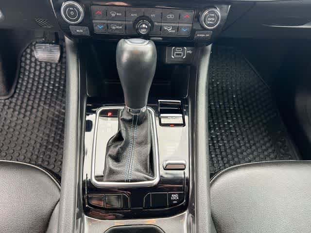 Thumbnail: 2022 Jeep Compass - 22