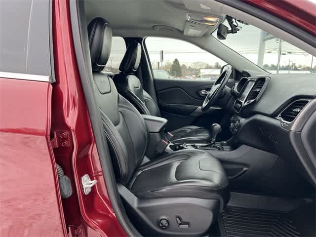 Thumbnail: 2019 Jeep Cherokee - 19