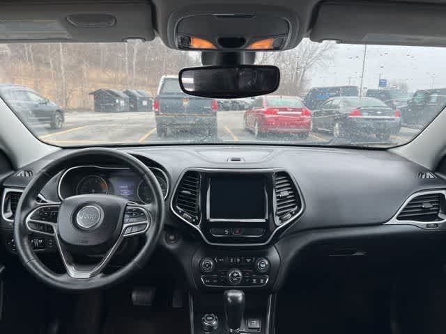 Thumbnail: 2019 Jeep Cherokee - 10
