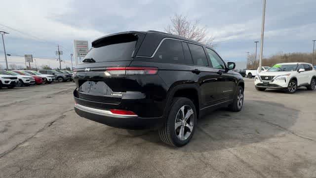 Thumbnail: 2026 Jeep Grand Cherokee - 8
