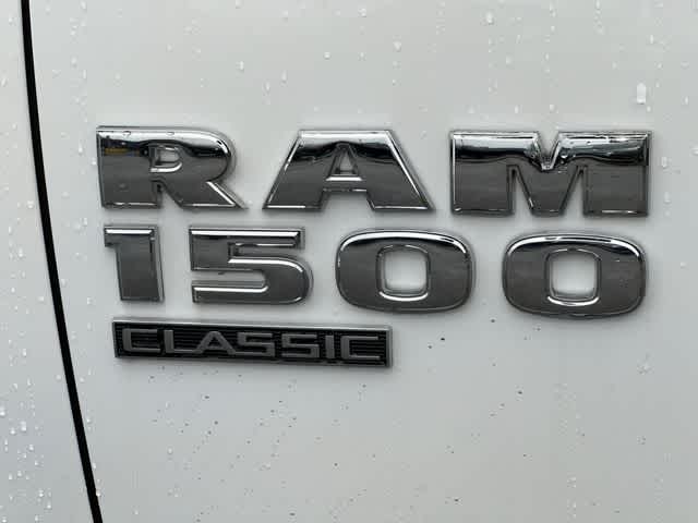 Thumbnail: 2019 RAM 1500 Classic - 19