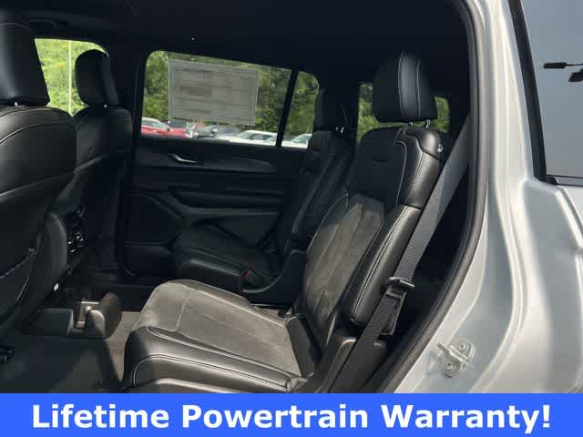 Thumbnail: 2025 Jeep Grand Cherokee L - 17