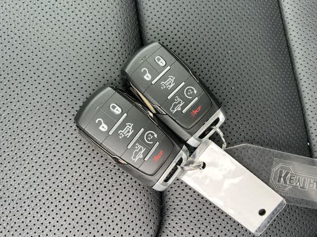 Thumbnail: 2026 RAM 1500 - 25