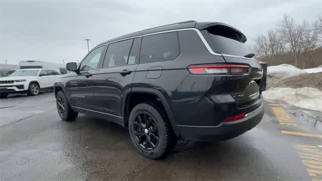 Thumbnail: 2022 Jeep Grand Cherokee - 6