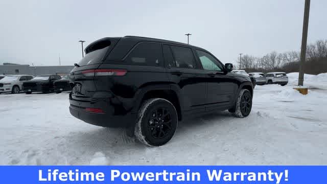 Thumbnail: 2026 Jeep Grand Cherokee - 8