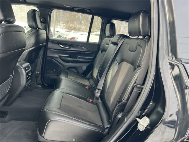 Thumbnail: 2023 Jeep Grand Cherokee - 17