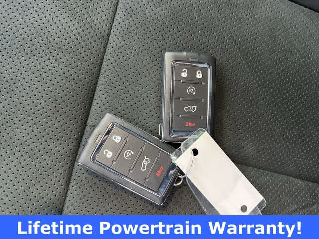 Thumbnail: 2025 Jeep Grand Cherokee - 25