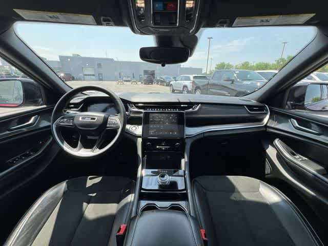 Thumbnail: 2023 Jeep Grand Cherokee - 14