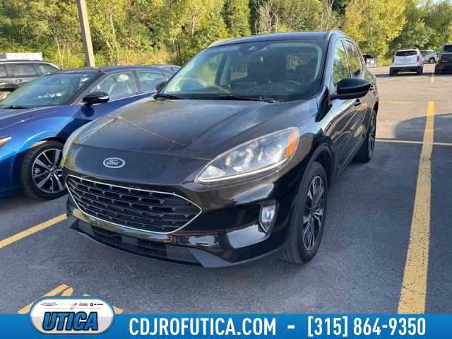 Thumbnail: 2022 Ford Escape - 1