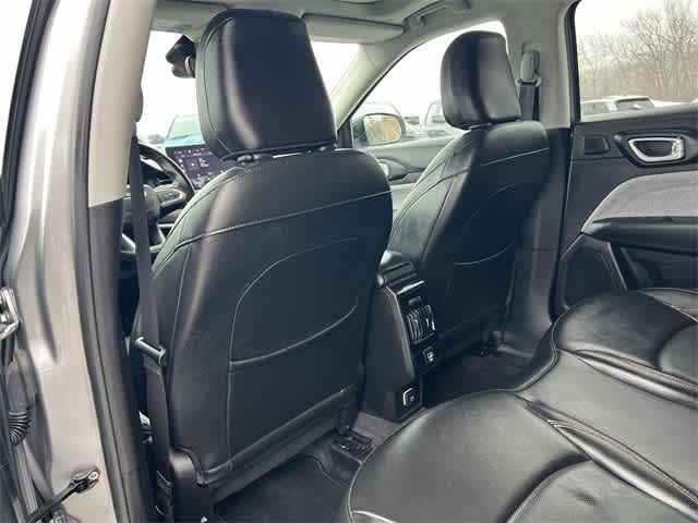 Thumbnail: 2022 Jeep Compass - 16