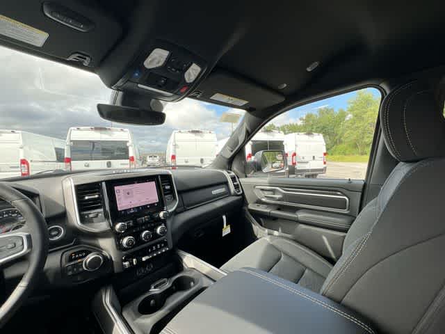 Thumbnail: 2026 RAM 1500 - 11