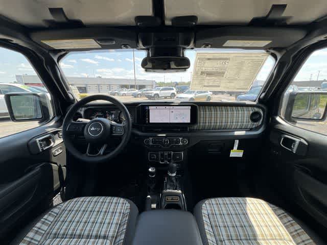 Thumbnail: 2026 Jeep Wrangler - 22