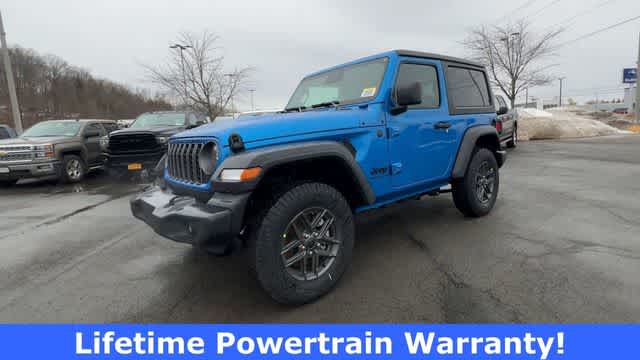 Thumbnail: 2026 Jeep Wrangler - 4