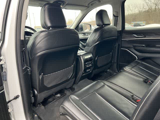 Thumbnail: 2022 Jeep Grand Cherokee - 16