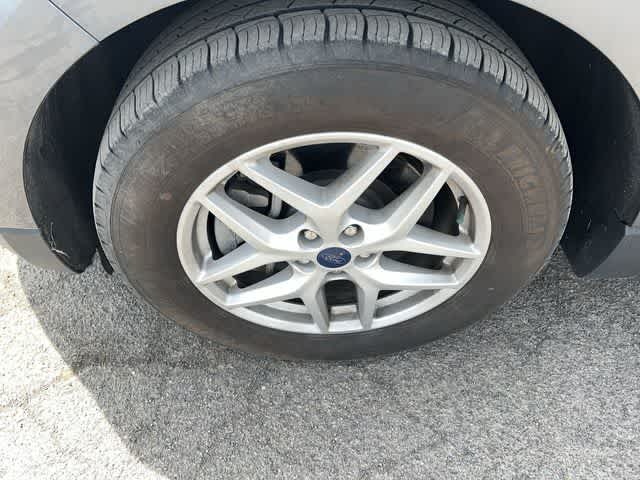 Thumbnail: 2022 Ford Edge - 12