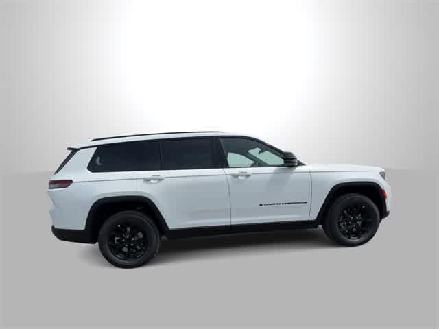 2025 Jeep Grand Cherokee L Laredo 9