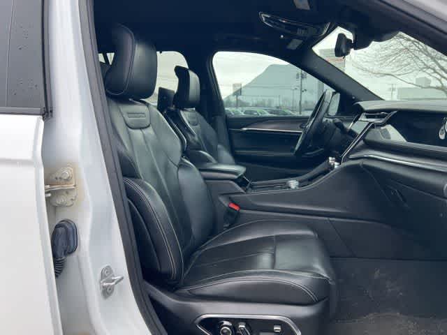 Thumbnail: 2023 Jeep Grand Cherokee - 15