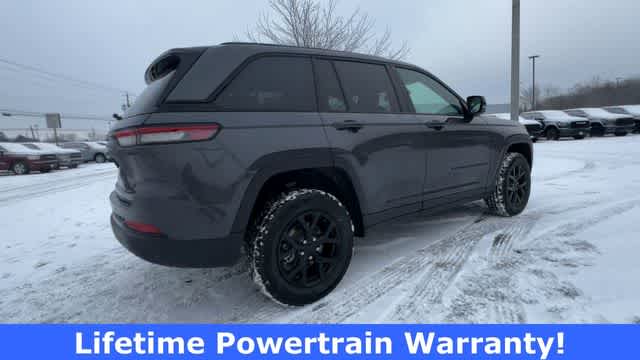 Thumbnail: 2025 Jeep Grand Cherokee - 8