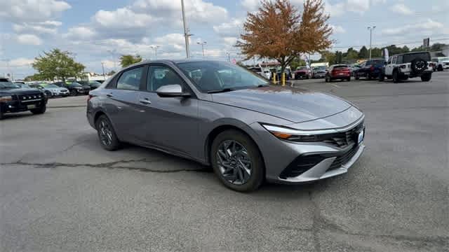 Thumbnail: 2024 Hyundai Elantra - 2