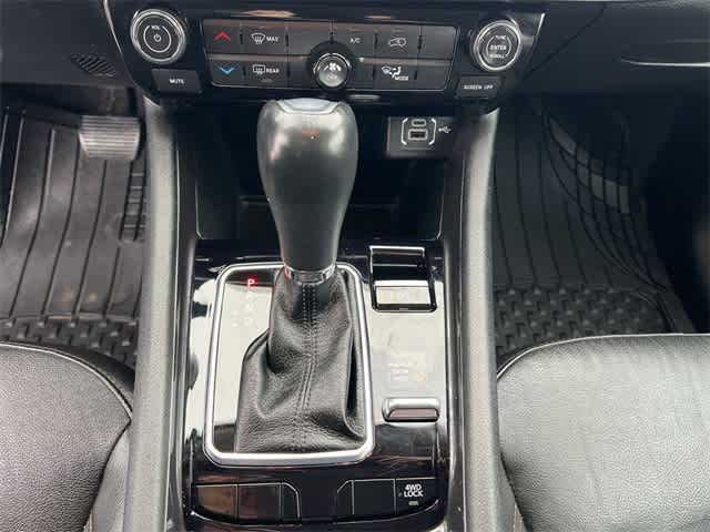 Thumbnail: 2022 Jeep Compass - 22