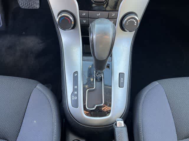 Thumbnail: 2014 Chevrolet Cruze - 22