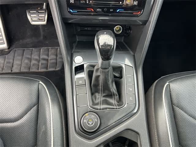 Thumbnail: 2022 Volkswagen Tiguan - 22