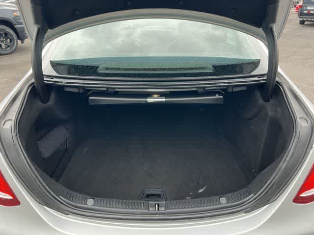 Thumbnail: 2019 Mercedes-Benz E-Class - 32