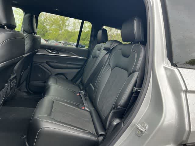 Thumbnail: 2026 Jeep Grand Cherokee - 25
