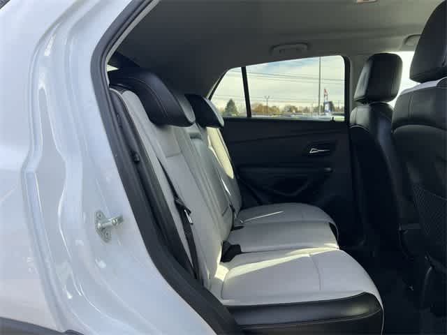 Thumbnail: 2020 Chevrolet Trax - 18