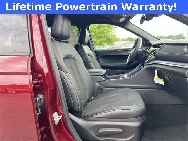 Thumbnail: 2025 Jeep Grand Cherokee - 19