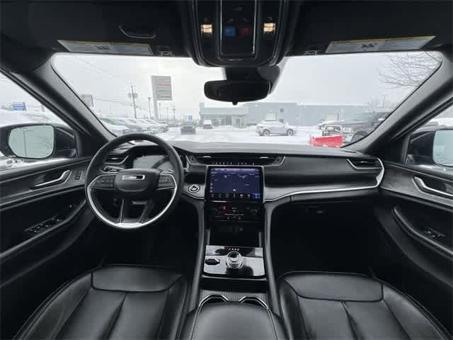 Thumbnail: 2024 Jeep Grand Cherokee - 14