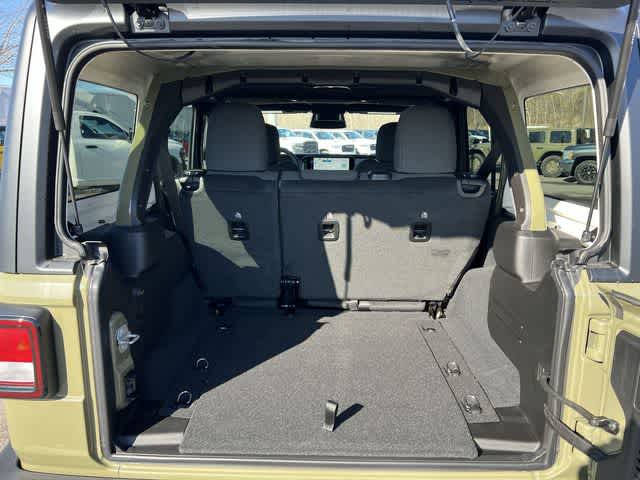 Thumbnail: 2026 Jeep Wrangler - 24