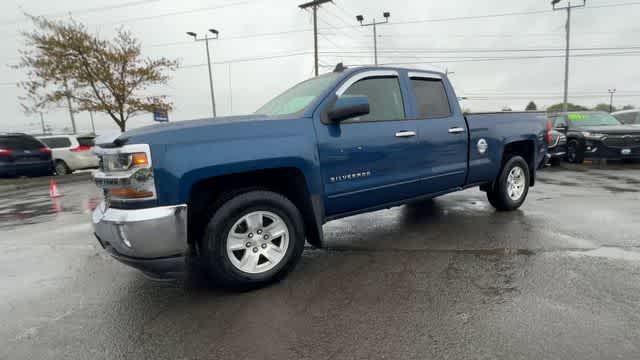 Thumbnail: 2017 Chevrolet Silverado 1500 - 4