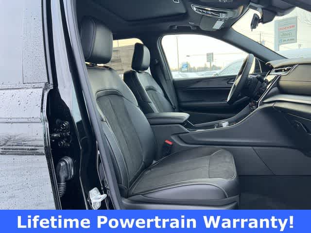 Thumbnail: 2025 Jeep Grand Cherokee - 19