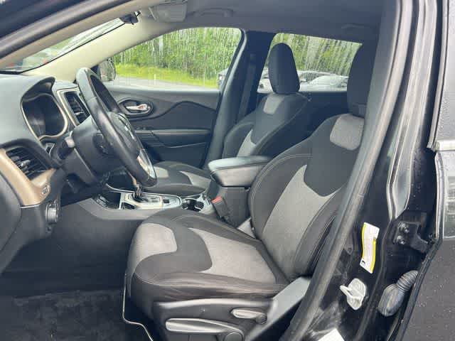 Thumbnail: 2014 Jeep Cherokee - 22