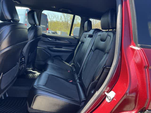 Thumbnail: 2025 Jeep Grand Cherokee - 17